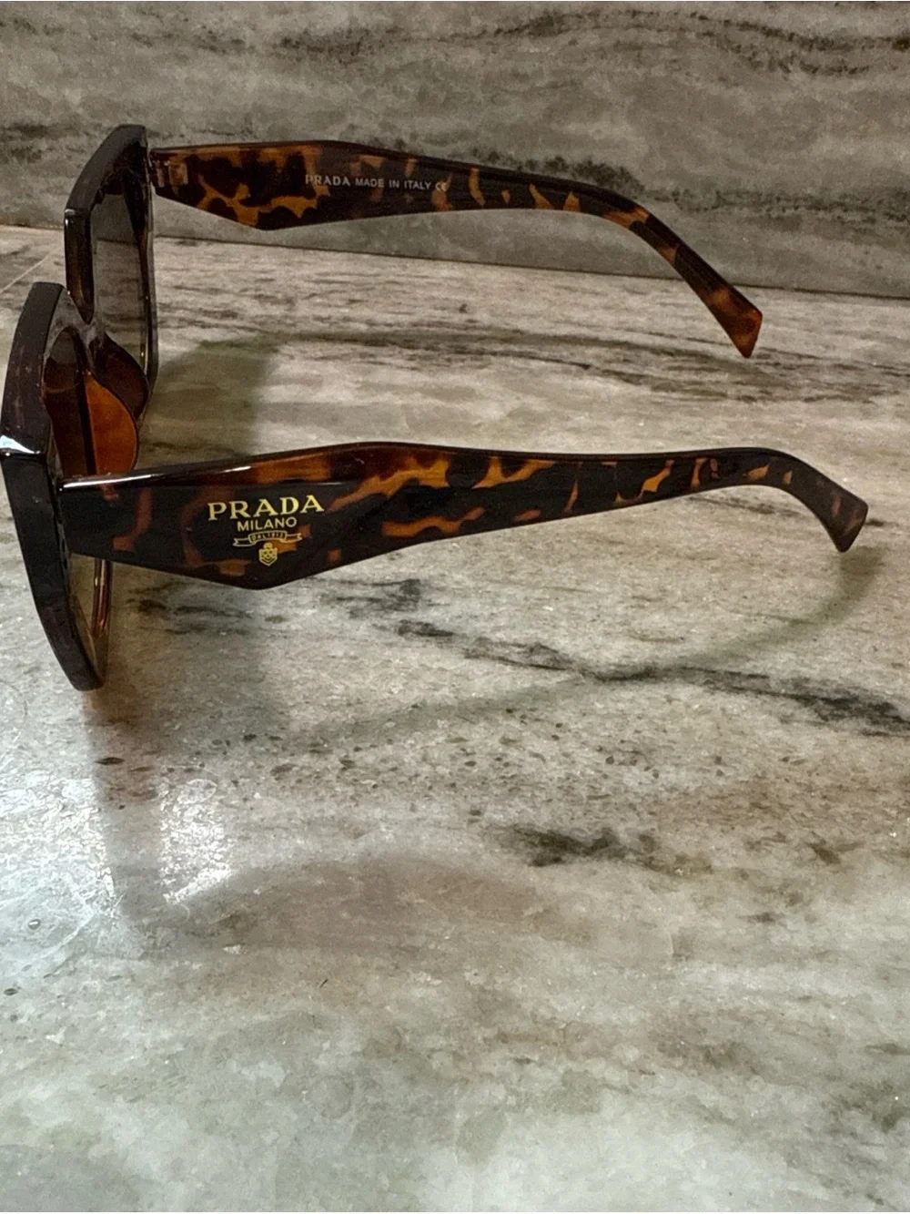 Prada Tortoiseshell Geometric Sunglasses - Brown Gradient Lenses